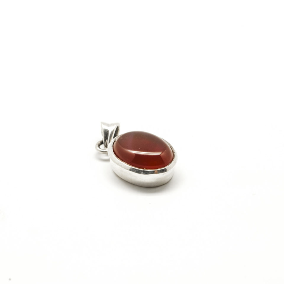 Pendentif Cornaline en cabochon sur argent