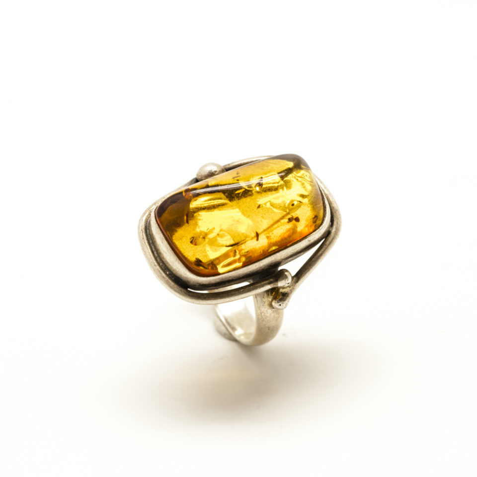 bague ambre de la baltique