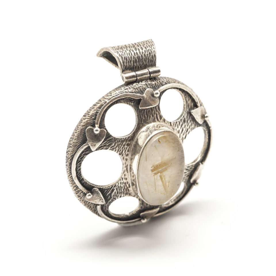 pendentif cabochon quartz laiteux rutilé et argent