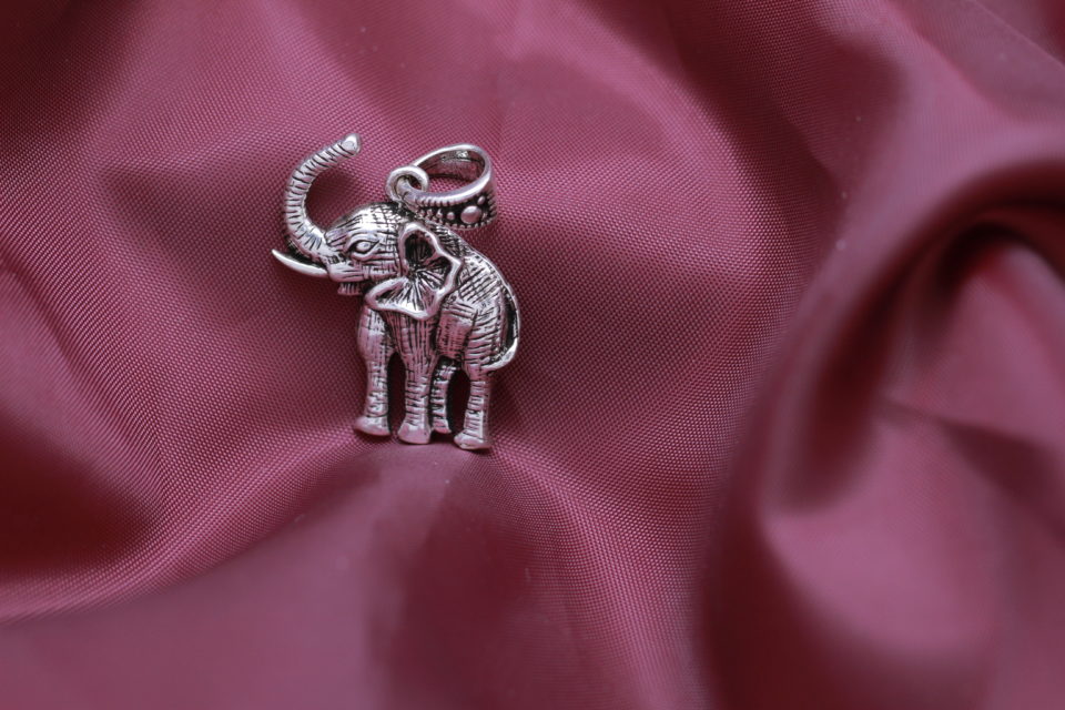 PENDENTIF ELEPHANT